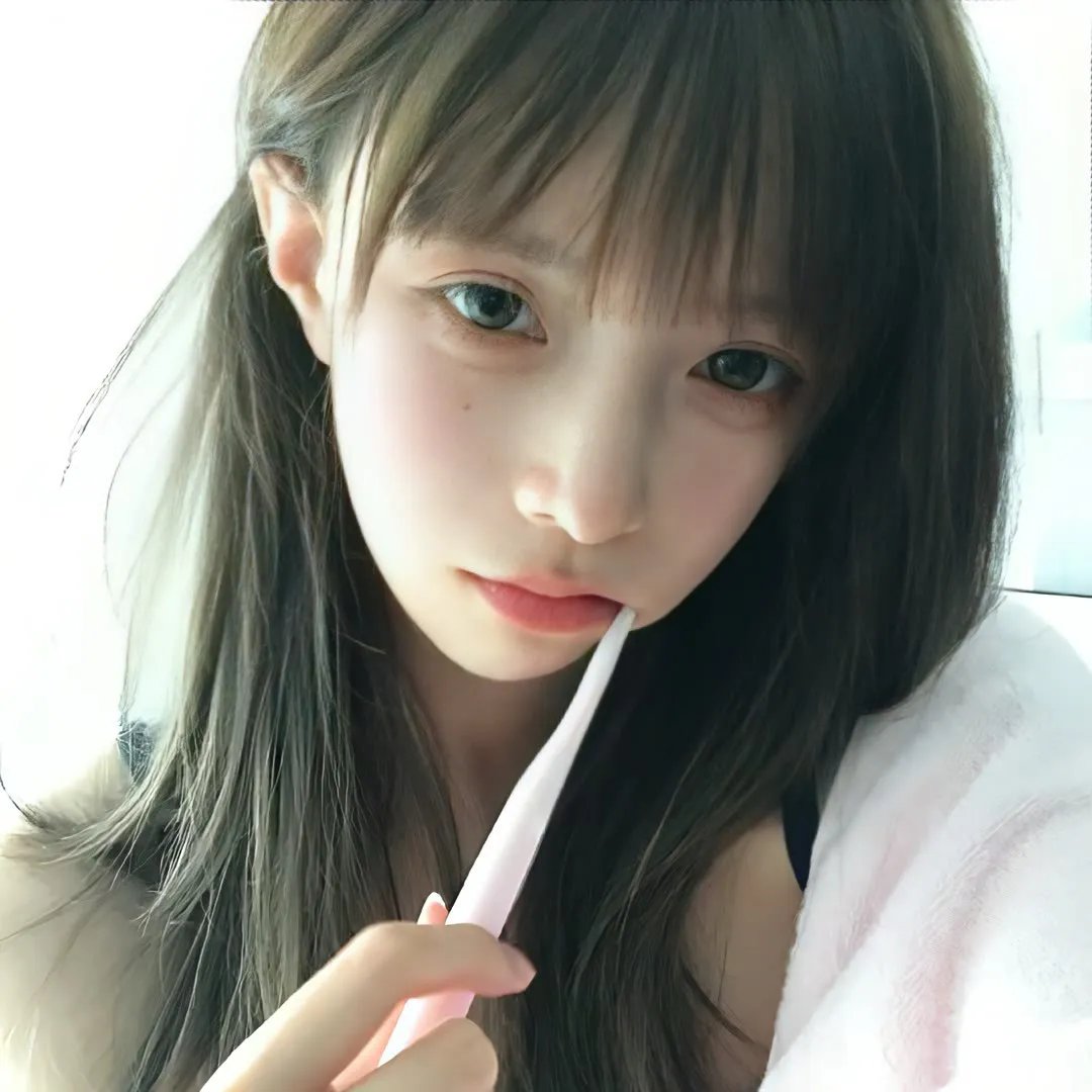 美女和液体人